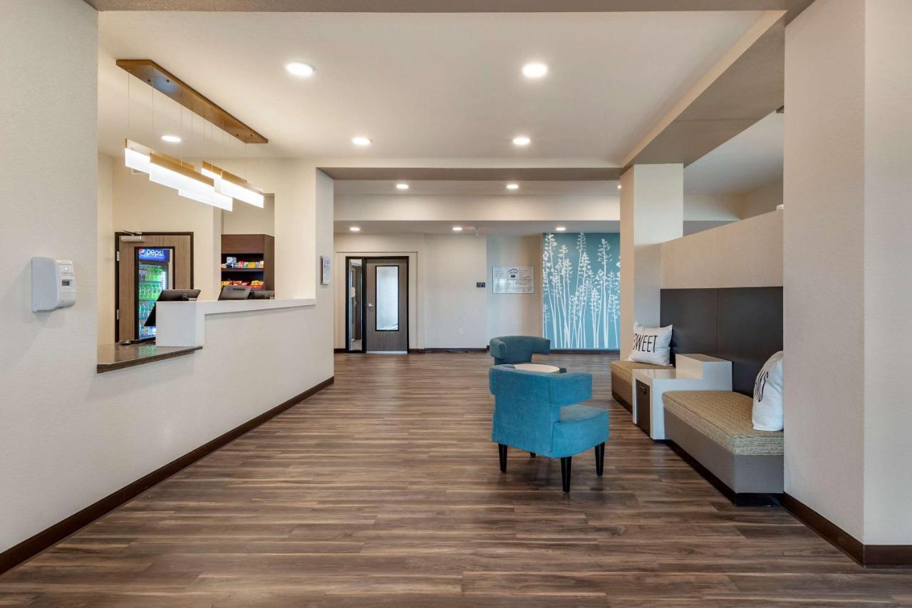 Mainstay Suites Waukee-West Des Moines エクステリア 写真