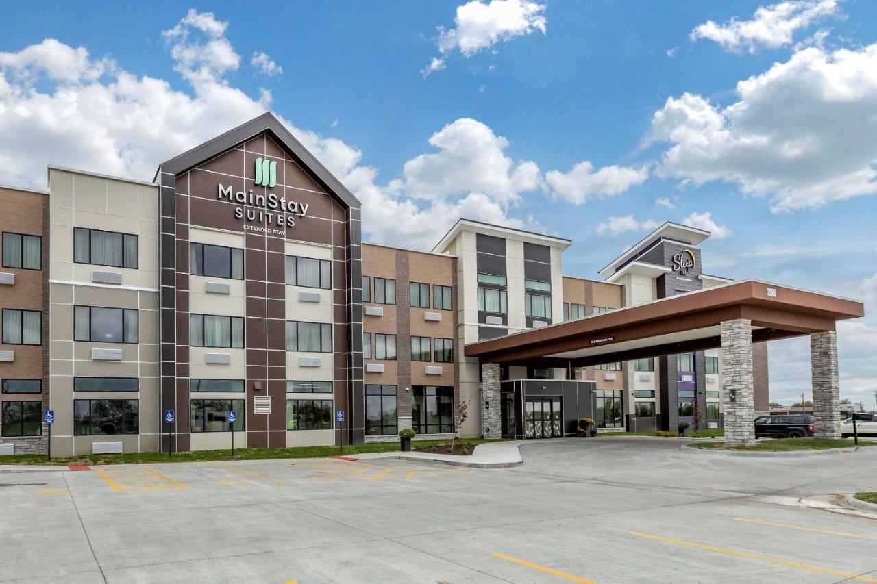 Mainstay Suites Waukee-West Des Moines エクステリア 写真