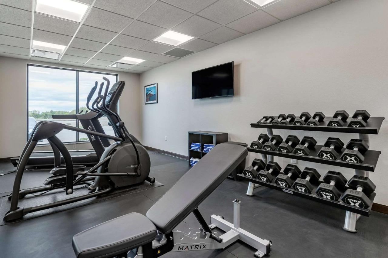 Mainstay Suites Waukee-West Des Moines エクステリア 写真