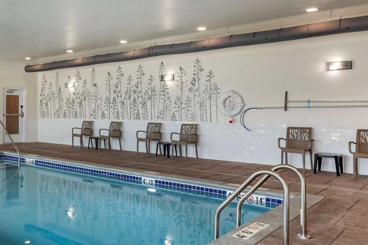 Mainstay Suites Waukee-West Des Moines エクステリア 写真